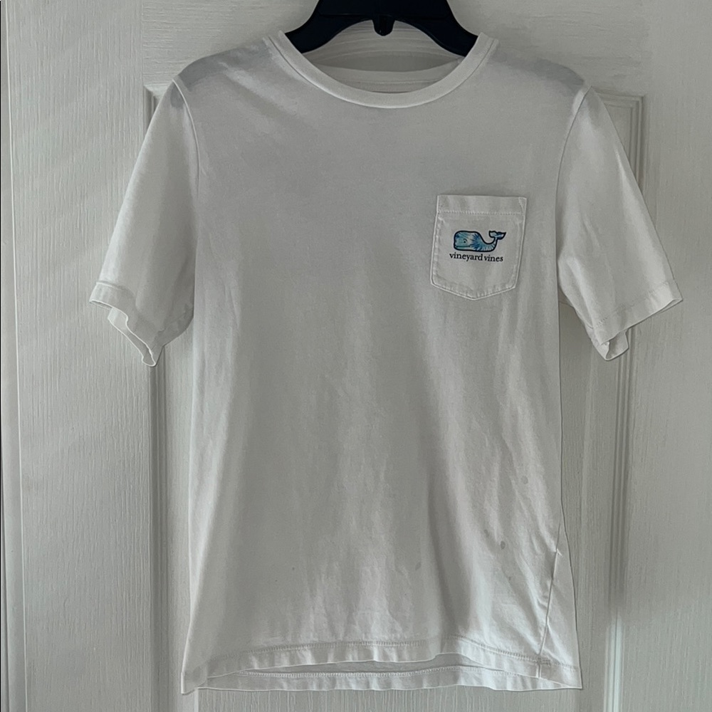 Vineyard Vines White Tee with Blue Logo. Has some small water stains in front.